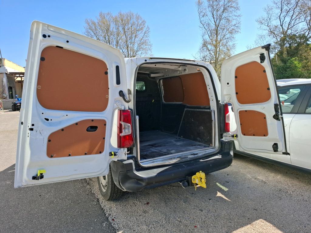 Peugeot PARTNER FOURGON STANDARD 650 KG BLUEHDI 100 S&S BVM6 ASPHALT 2022