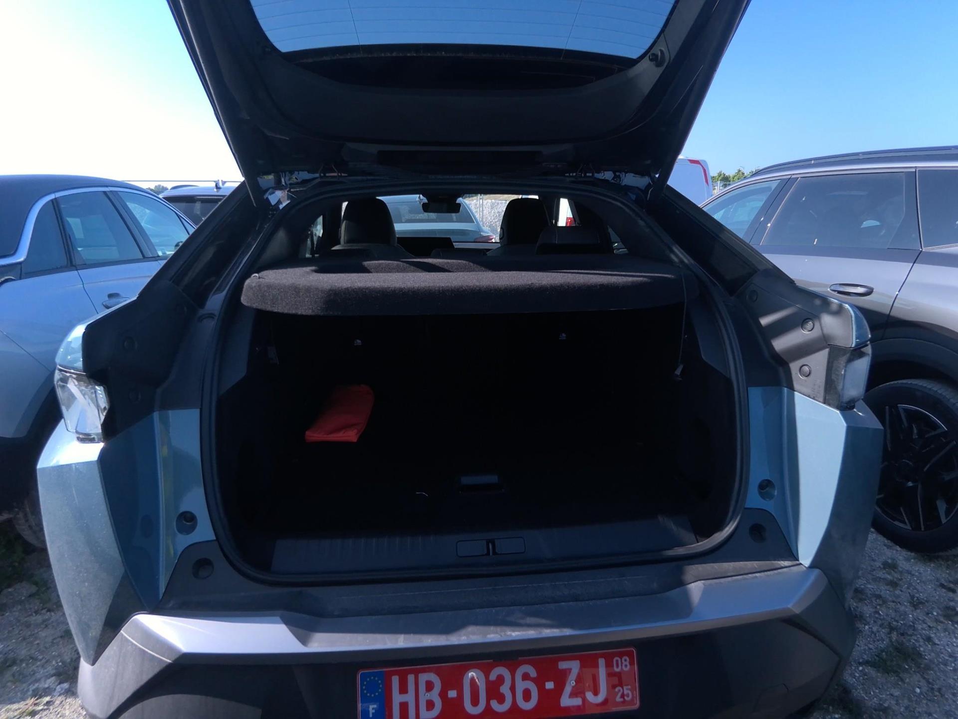 Peugeot 3008 Hybrid 136 e-DCS6 GT 2025