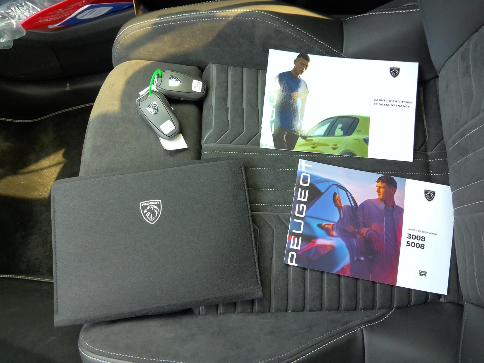 Peugeot 3008 Hybrid 145 e-DCS6 GT 2025