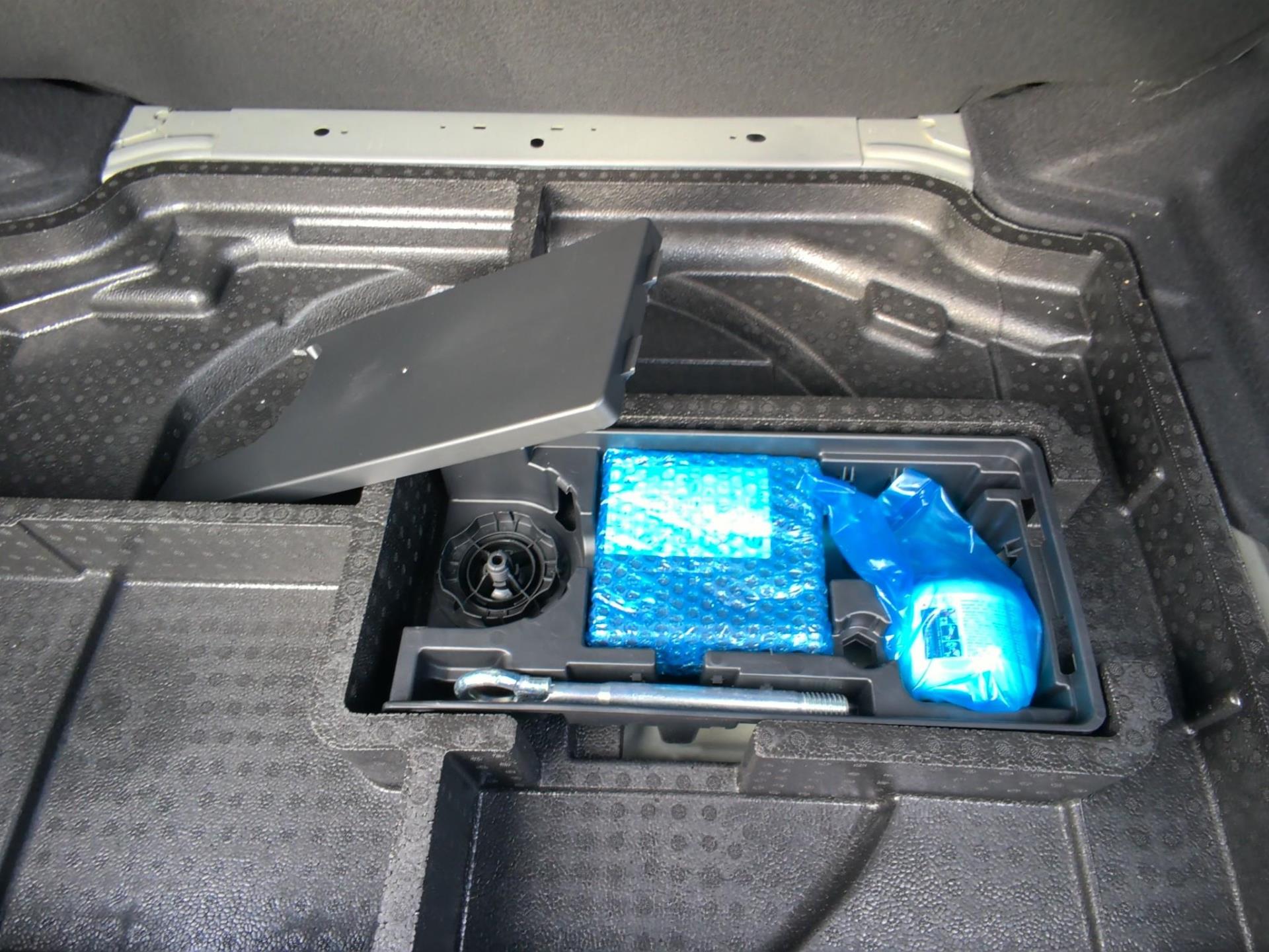 Peugeot 308 Hybrid 136 e-DCS6 Allure 2025