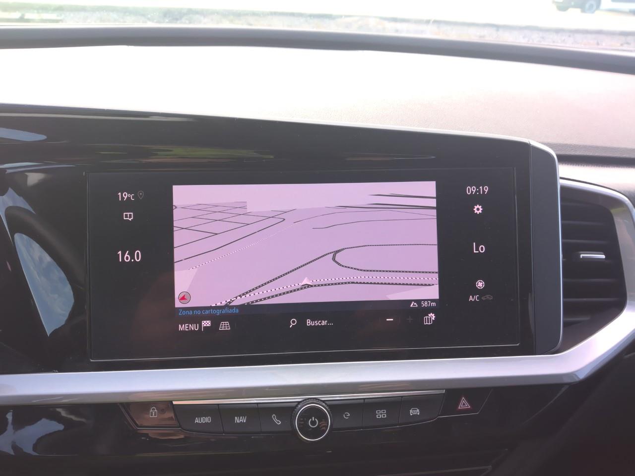 Foto Opel Grandland PHEV 8