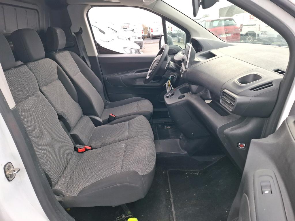 Peugeot PARTNER FOURGON STANDARD 650 KG BLUEHDI 130 S&S EAT8 ASPHALT 2021