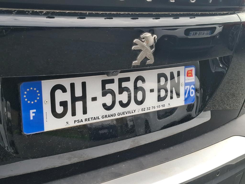 Peugeot 2008 BlueHDi 130 S&S EAT8 Allure 2022