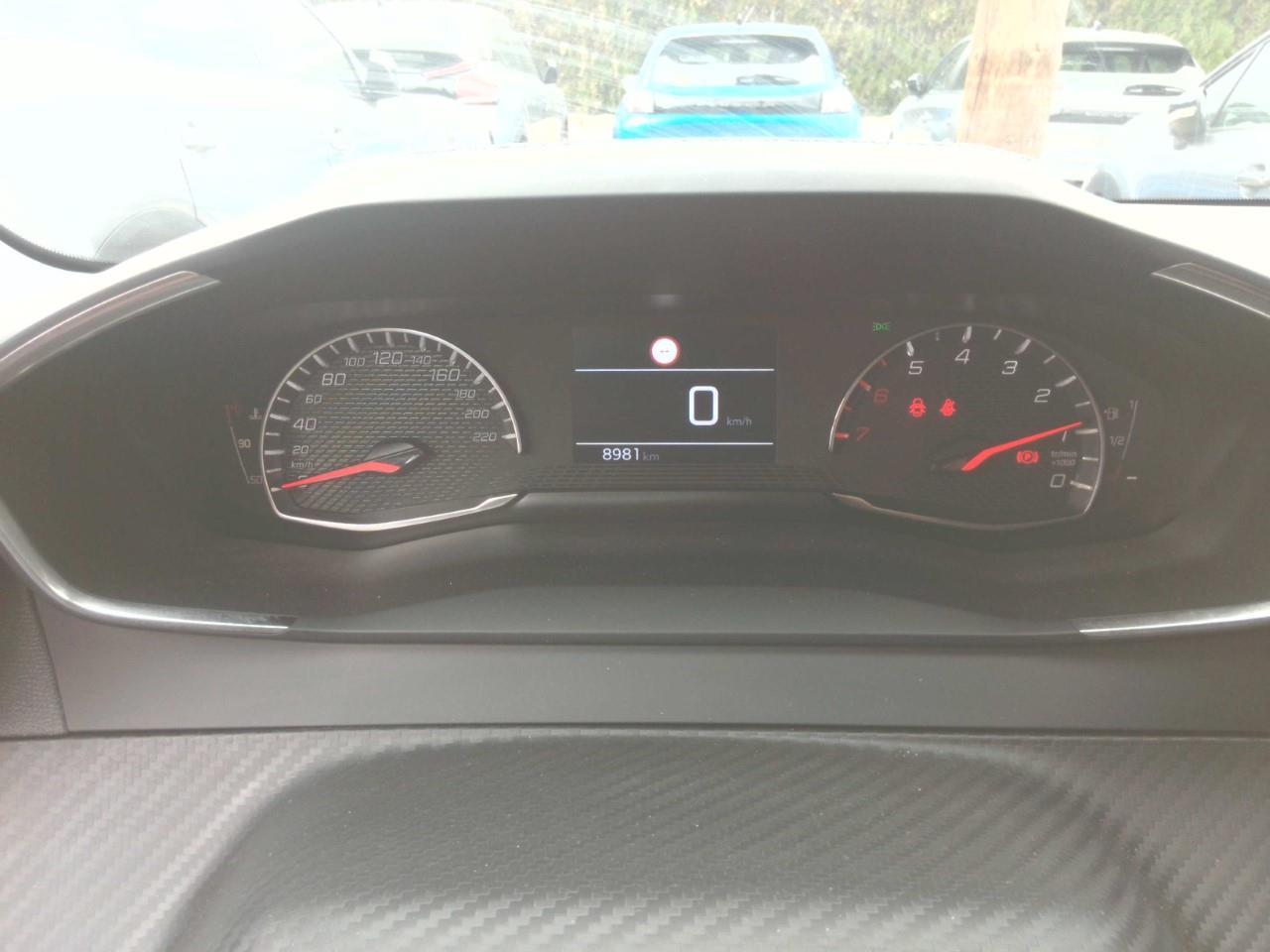 Foto Peugeot 208 5