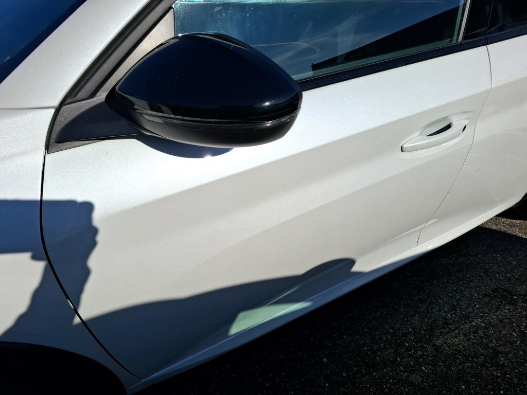 Peugeot 208 PureTech 130 S&S EAT8 GT Pack 2022