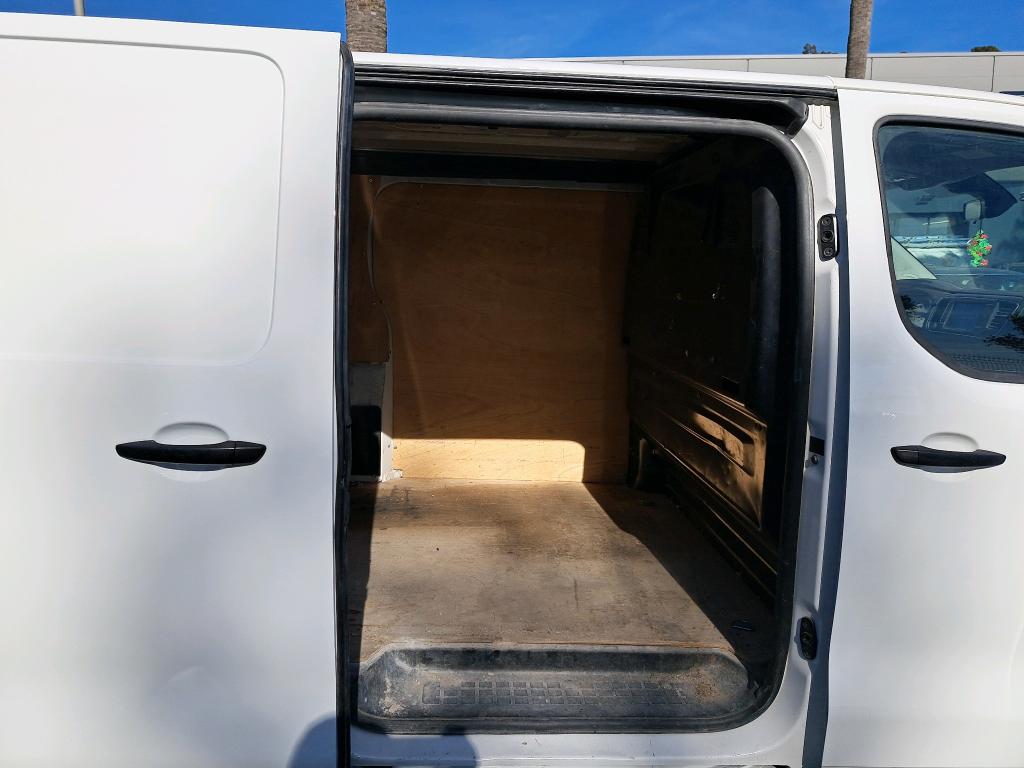 Peugeot EXPERT FGN TOLE STANDARD BLUEHDI 120 S&S BVM6 PREMIUM PACK 2018