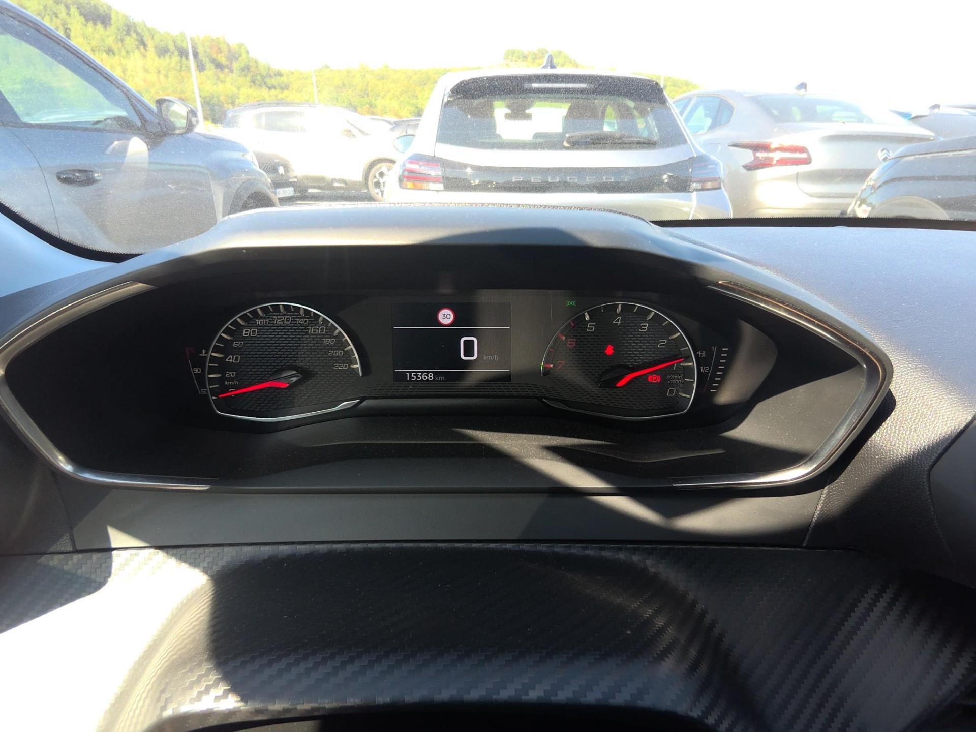 Peugeot 208 100 S&S BVM6 Style 2025