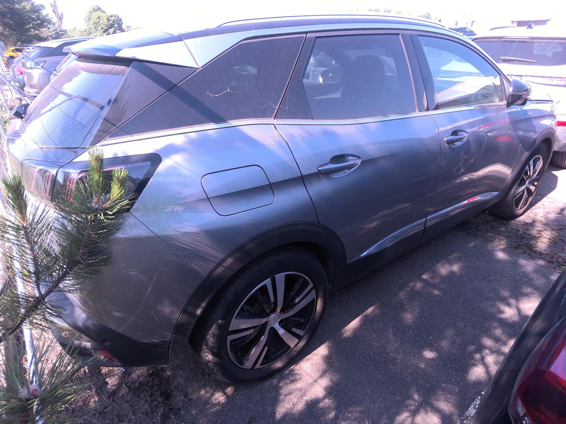 Peugeot 3008 Hybrid4 300 e-EAT8 GT 2022