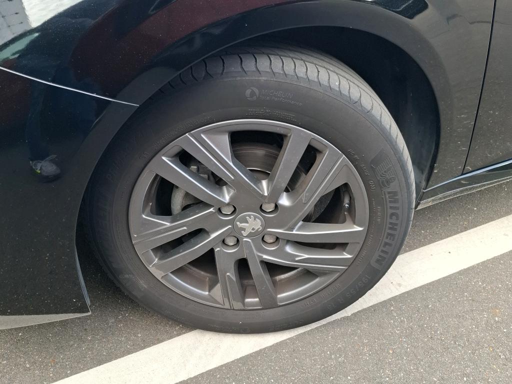 Peugeot 208 PureTech 75 S&S BVM5 Style 2022