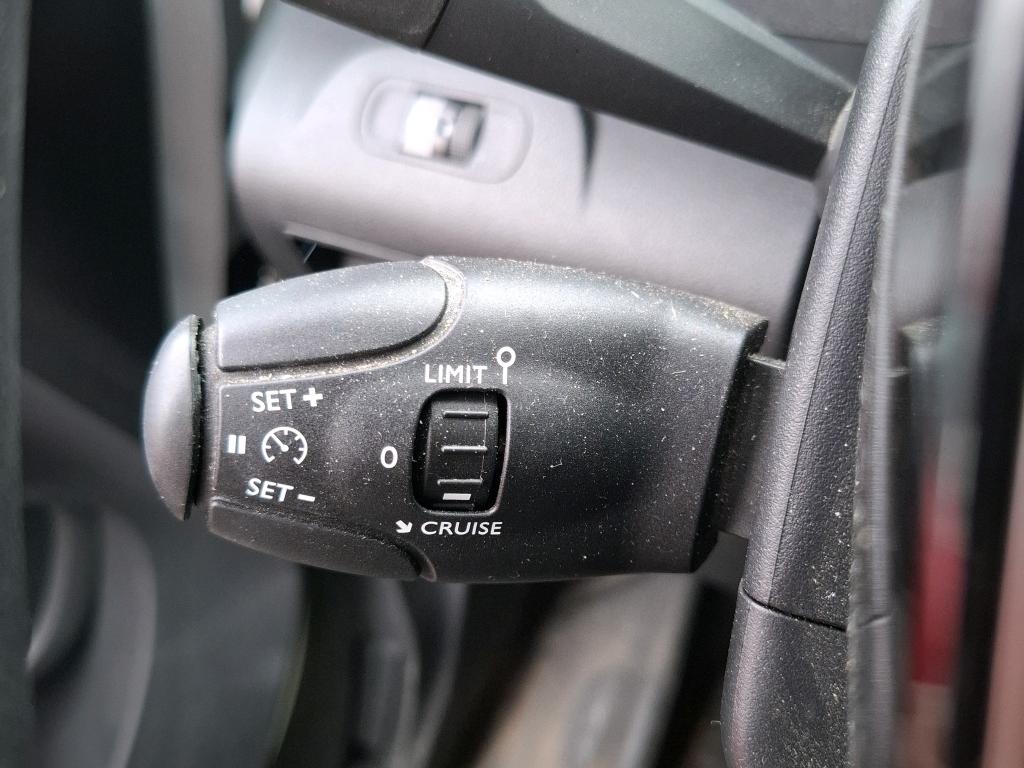 Peugeot PARTNER FOURGON STANDARD 650 KG BLUEHDI 100 S&S BVM6 ASPHALT 2021