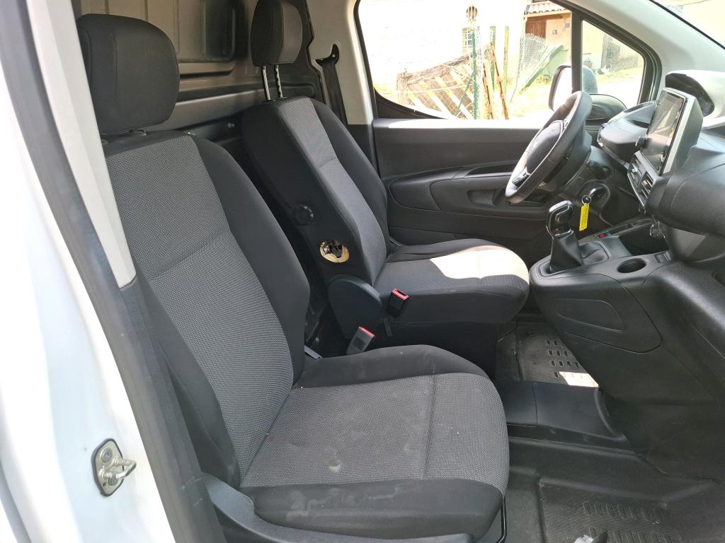 Peugeot PARTNER FOURGON STANDARD 650 KG BLUEHDI 100 S&S BVM5 ASPHALT 2020