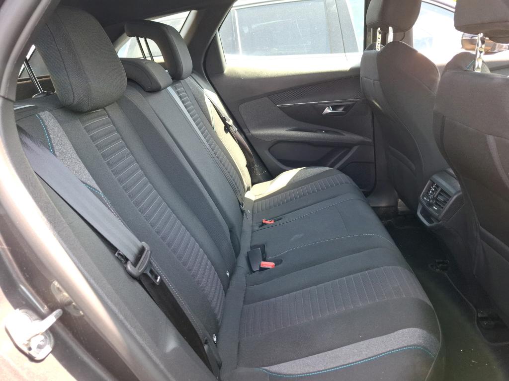 Peugeot 3008 Hybrid 225 e-EAT8 Active Pack 2023