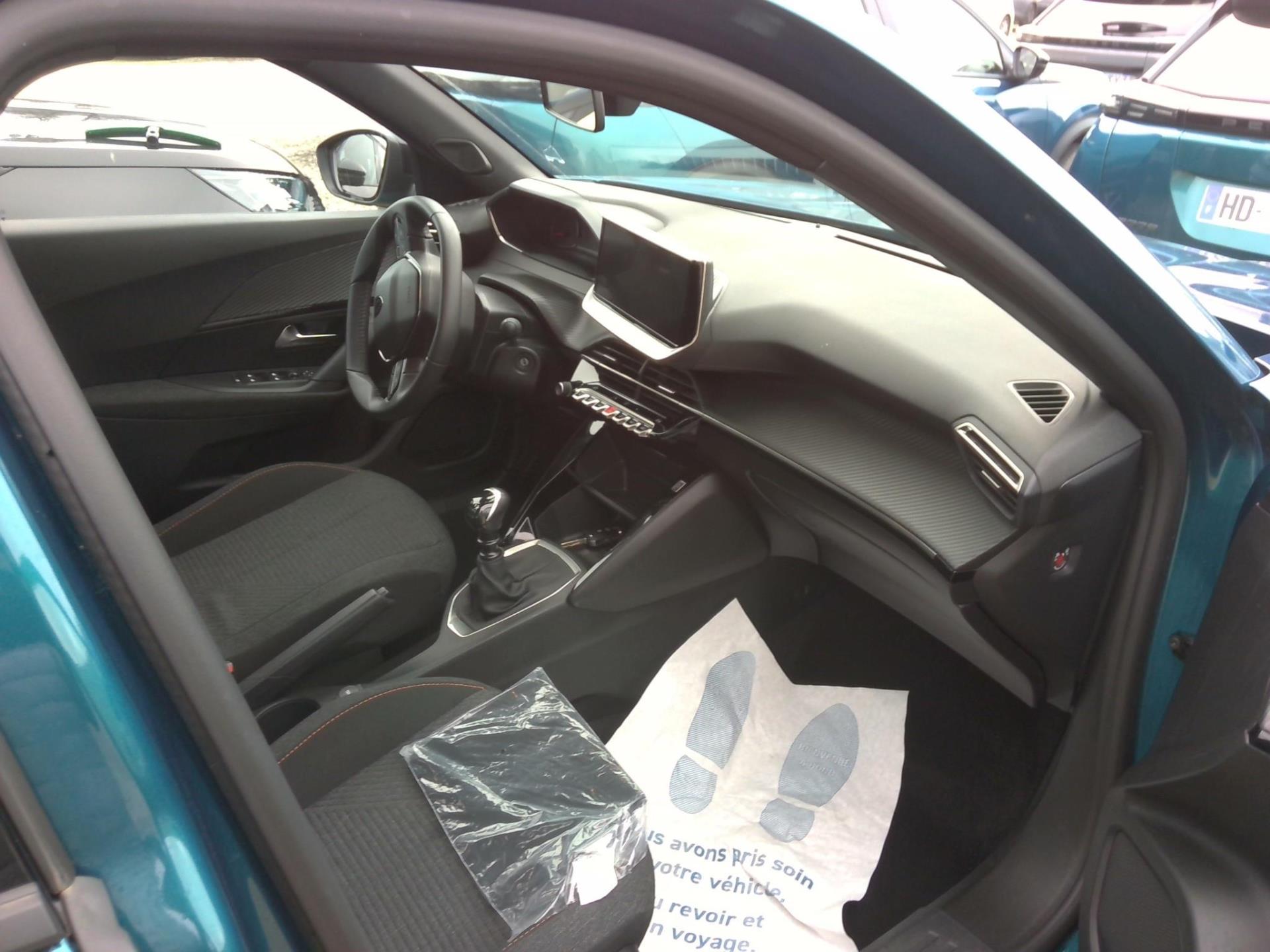 Peugeot 2008 100 S&S BVM6 Style 2025
