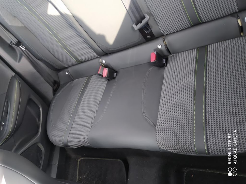 Foto Peugeot 2008 10