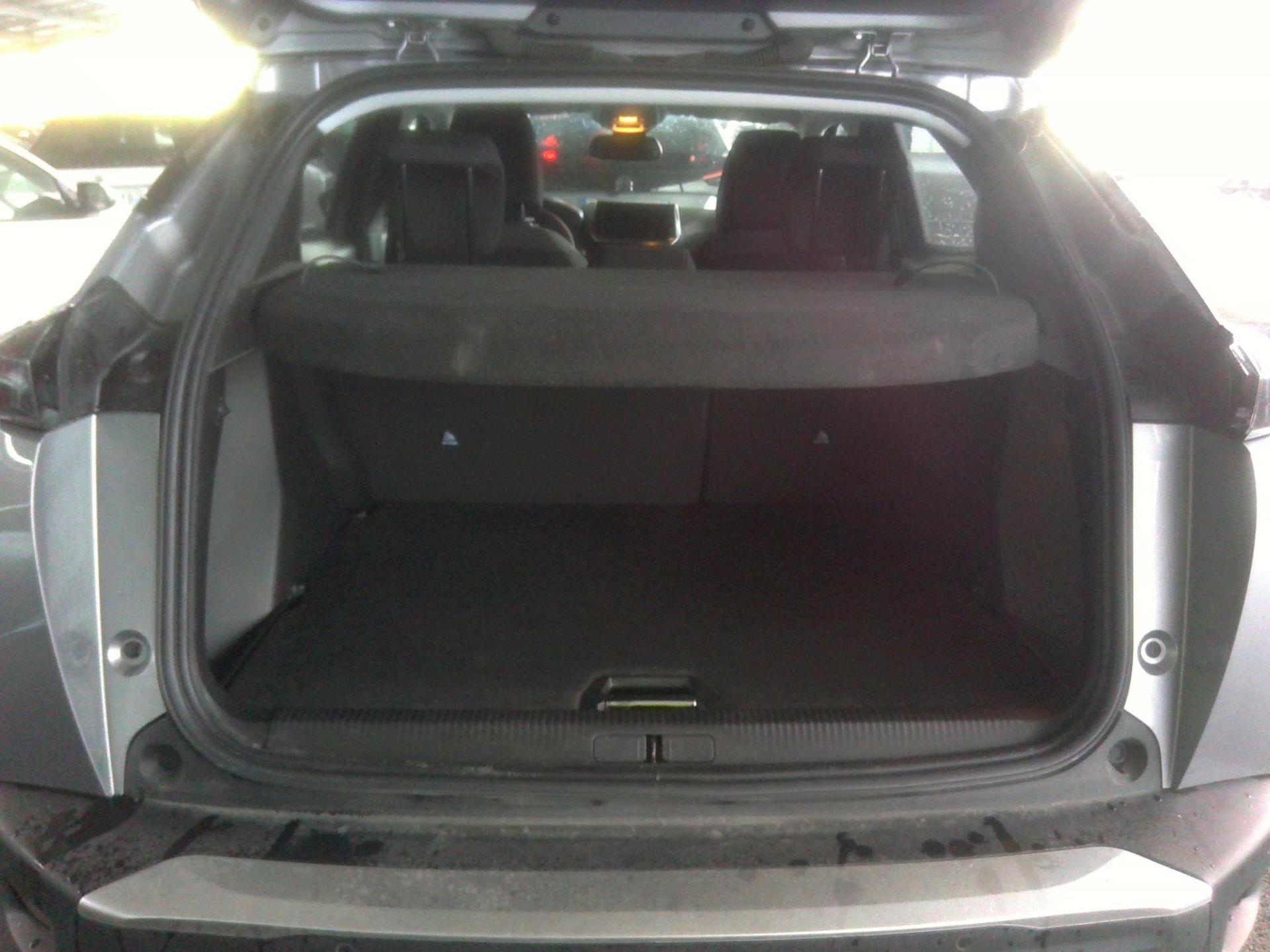 Peugeot 2008 II 
