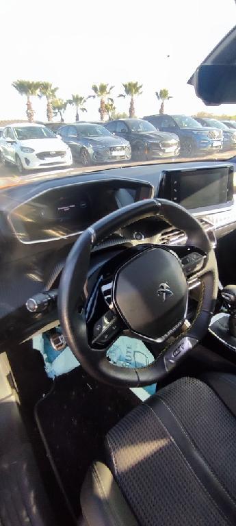 Foto Peugeot 2008 11