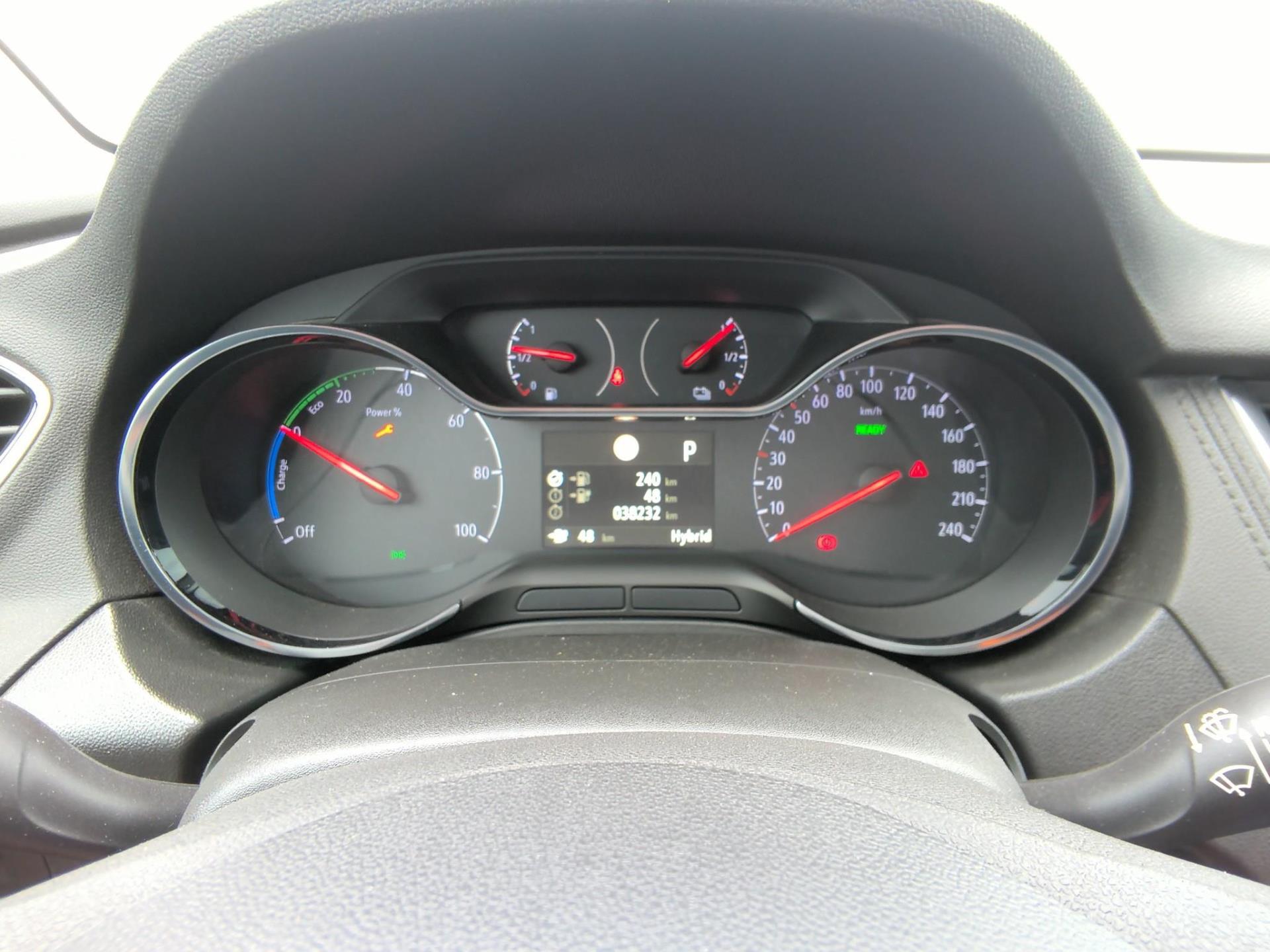 Opel Grandland Hybrid4 300 ch AWD BVA8 Ultimate 2021