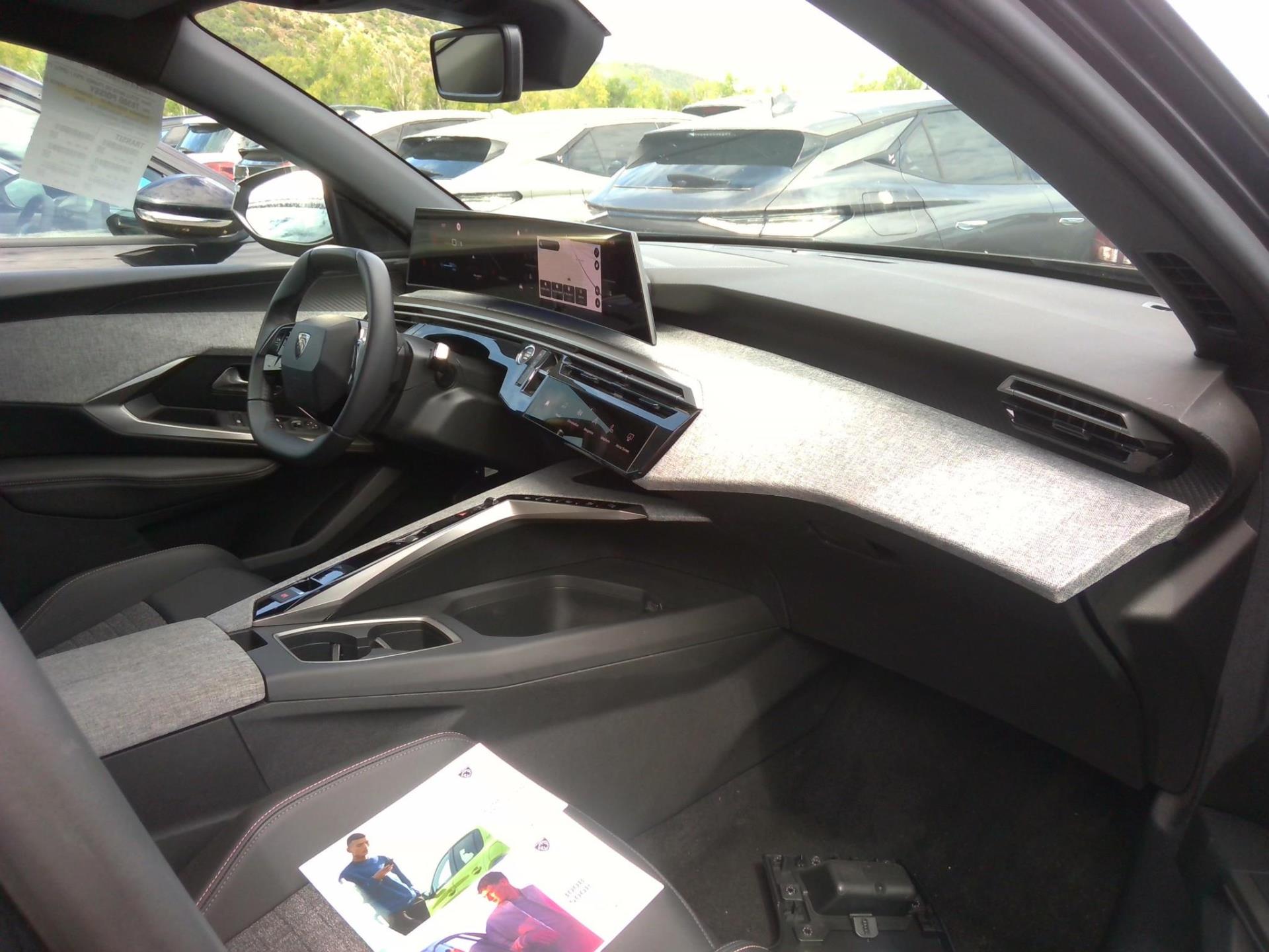 Peugeot 3008 Electrique 210 ch 73 kWh Allure 2025