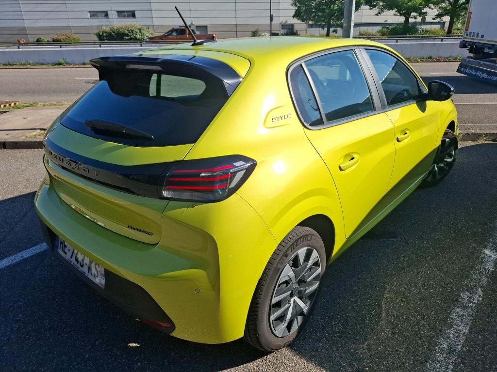 Peugeot 208 Hybrid 110 ch e-DCS6 Style 2025