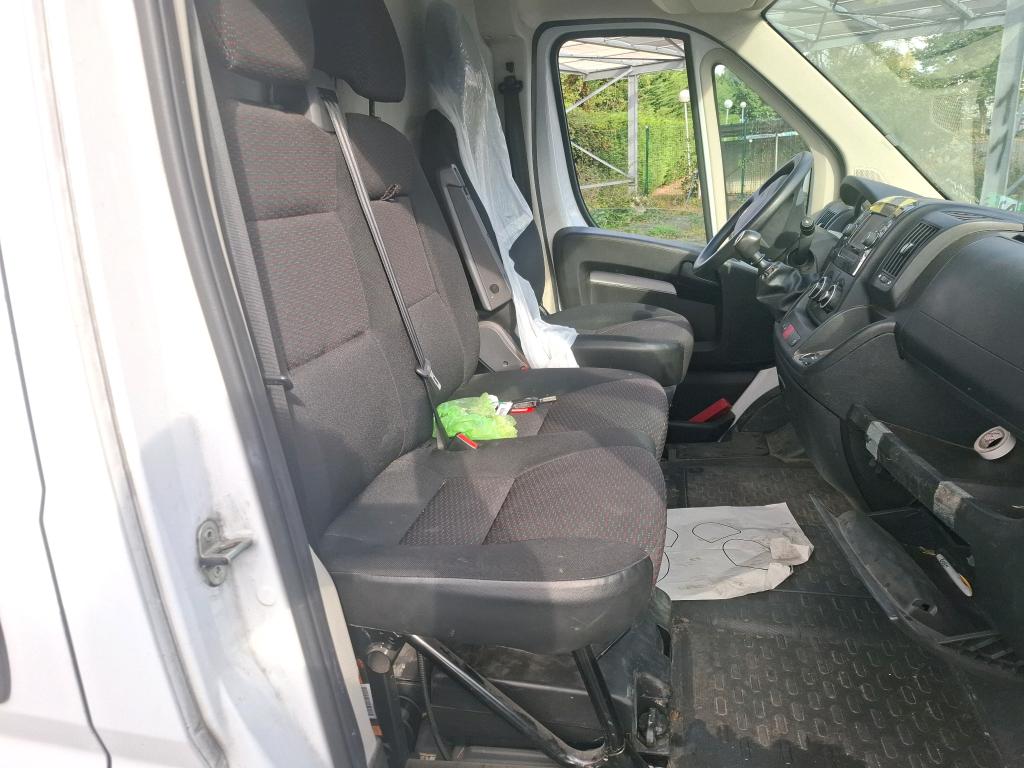 Peugeot BOXER TOLE 335 L3H2 BLUEHDI 140 S&S PREMIUM 2021