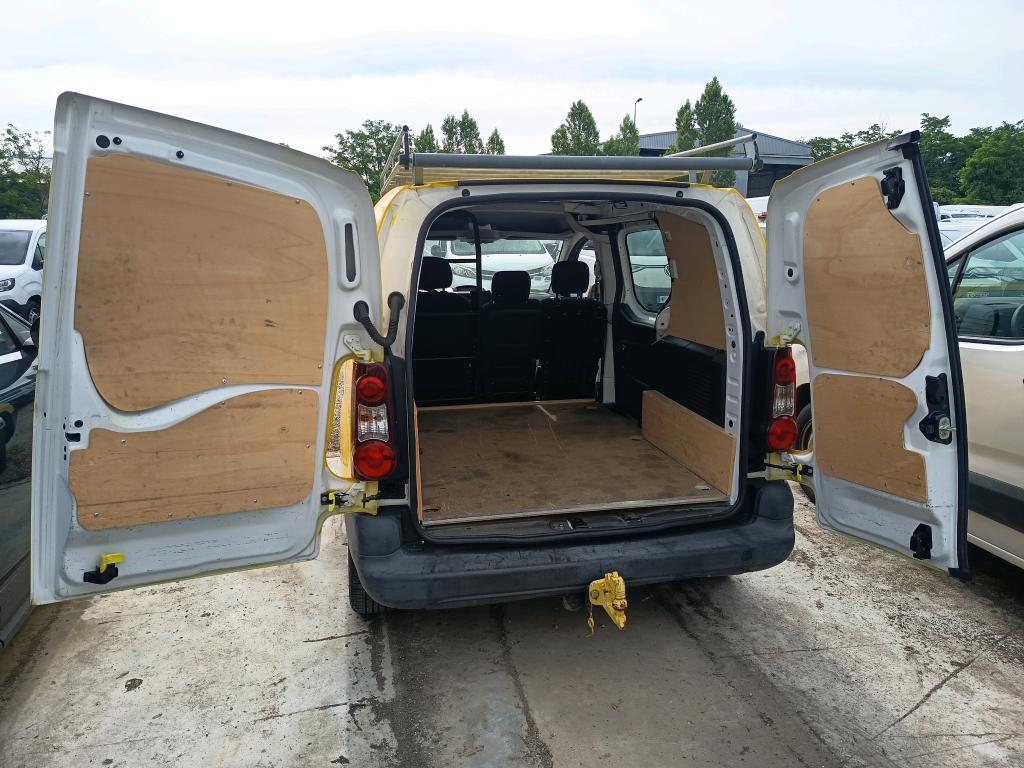 Peugeot PARTNER FOURGON STANDARD 1.6 BLUEHDI 75 BVM5 PREMIUM 2018