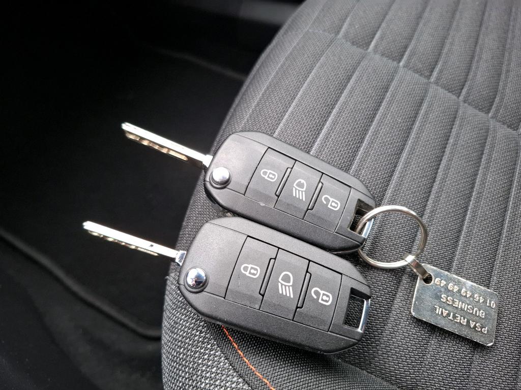 Peugeot 2008 PureTech 100 S&S BVM6 Active Business 2021