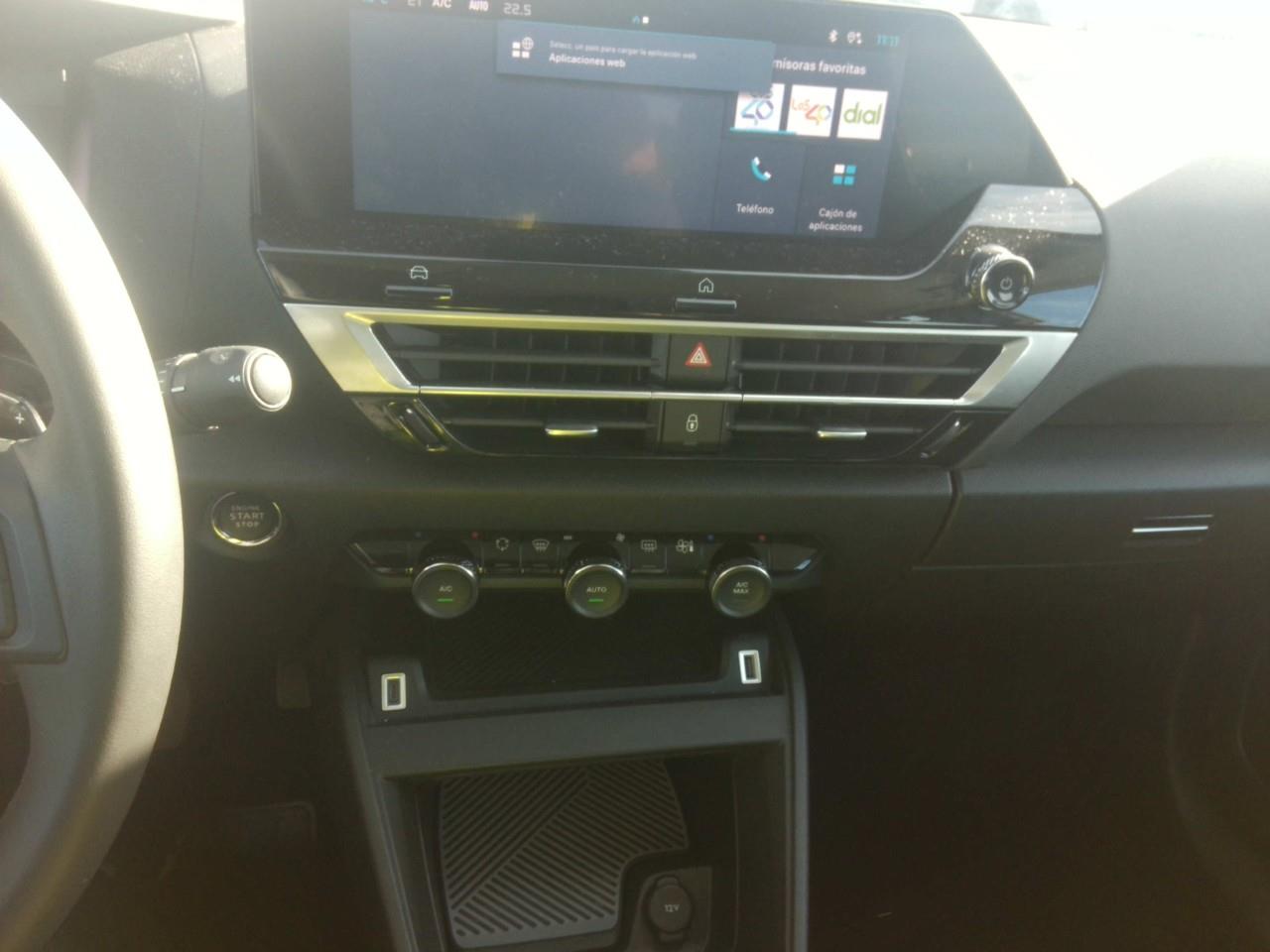 Foto Citroën C4 X 8