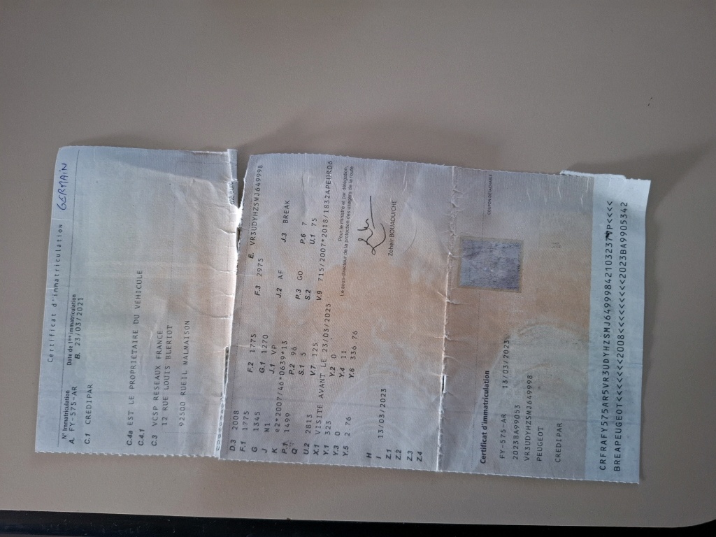 Peugeot 2008 BlueHDi 130 S&S EAT8 Allure 2021