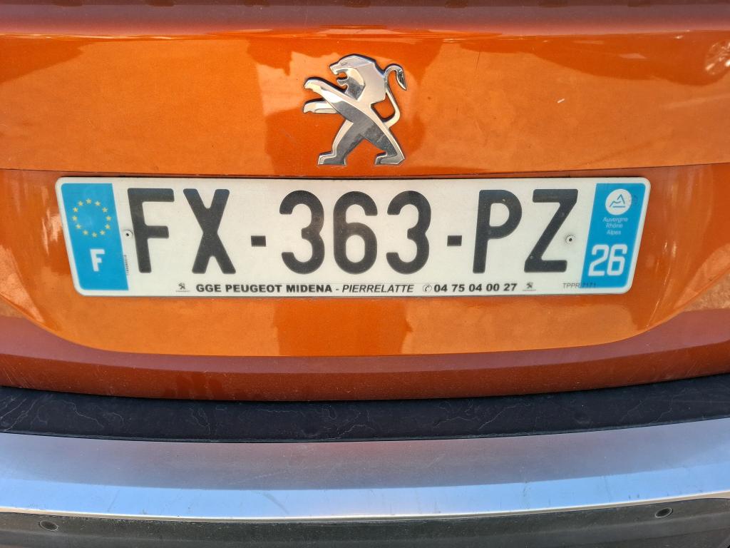 Peugeot 2008 BlueHDi 110 S&S BVM6 Active Business 2021