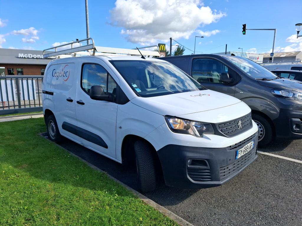 Peugeot PARTNER FOURGON STANDARD 650 KG BLUEHDI 100 S&S BVM5 PREMIUM 2021