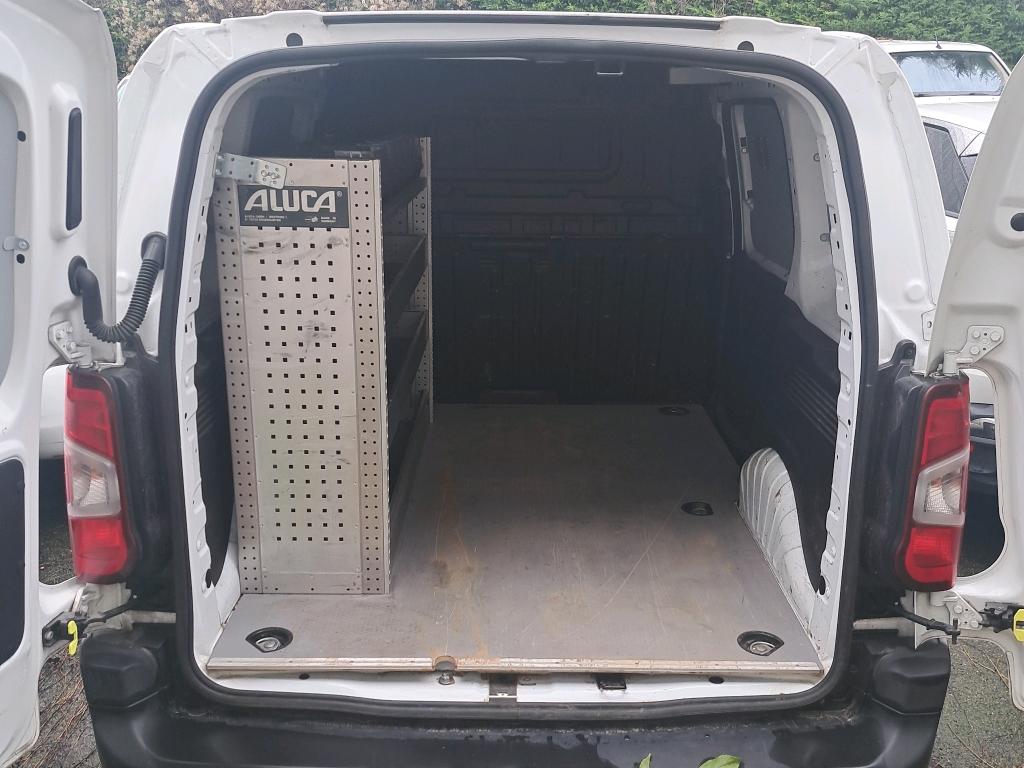 Peugeot PARTNER FOURGON STANDARD 650 KG PURETECH 130 S&S EAT8 ASPHALT 2021