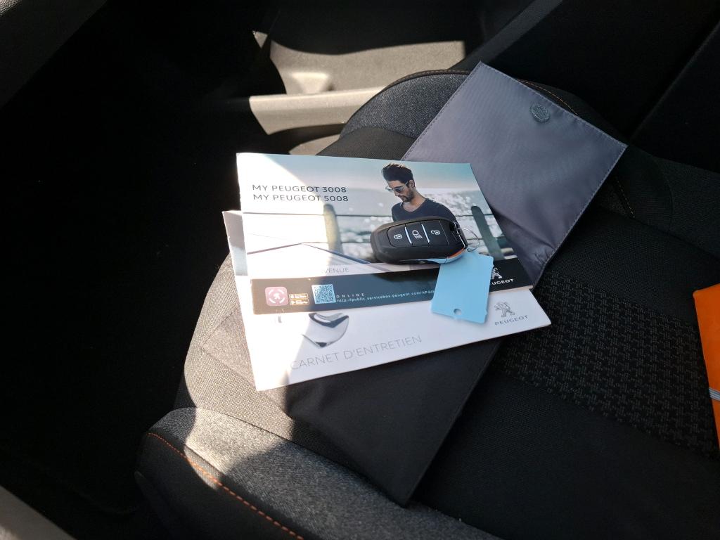 Peugeot 3008 BlueHDi 130ch S&S EAT8 Active Pack 2022