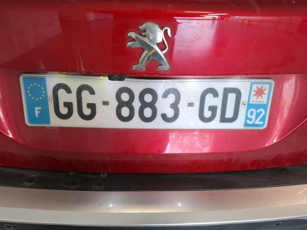 Peugeot 2008 BlueHDi 130 S&S EAT8 GT Pack 2022