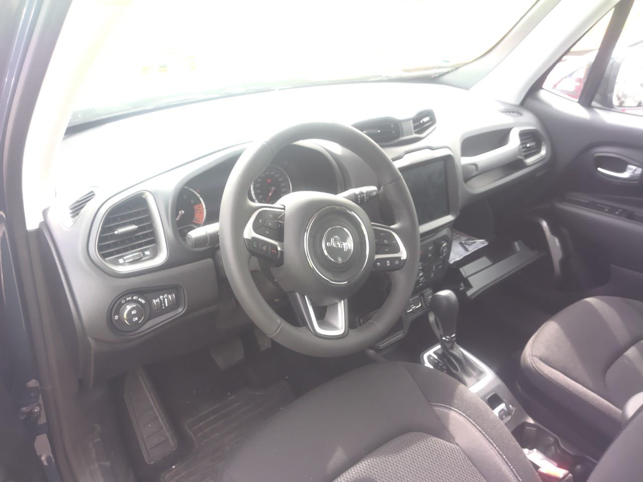 Foto Jeep Renegade 4