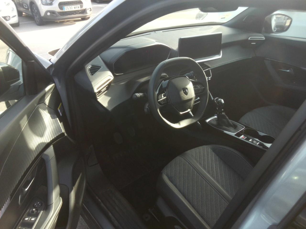 Foto Peugeot 2008 3