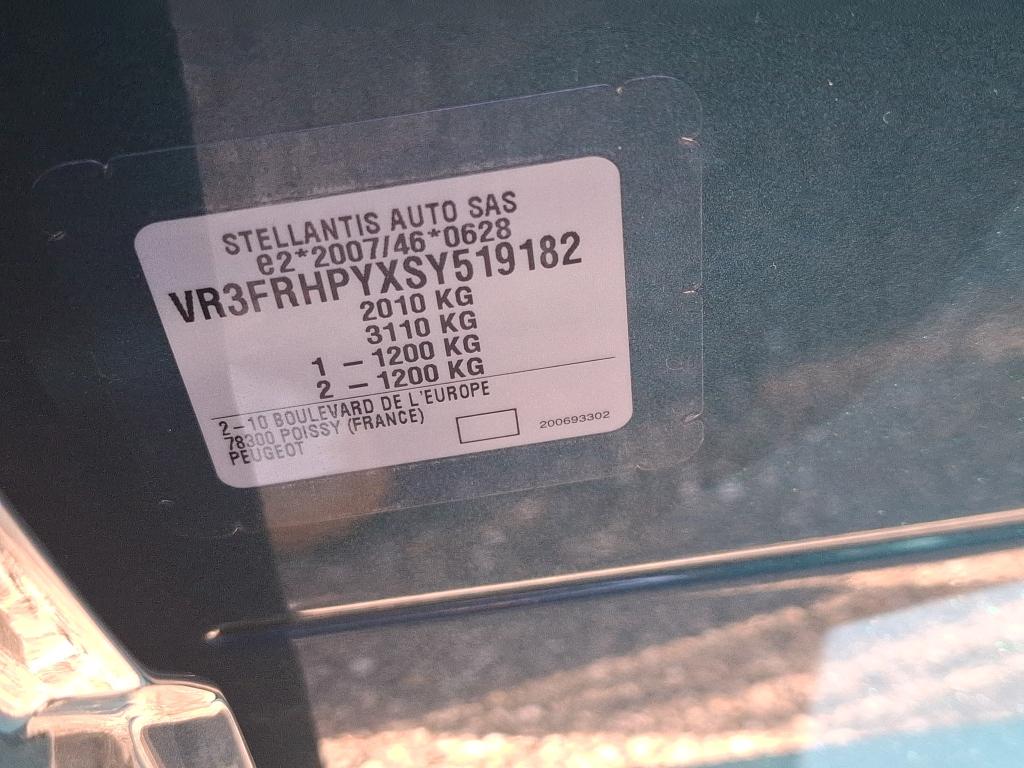 Peugeot 308 SW Hybrid 136 e-DCS6 GT 2025