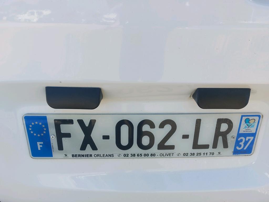 Peugeot EXPERT FGN TOLE STANDARD 1.5 BLUEHDI 120 S&S BVM6 PREMIUM 2021