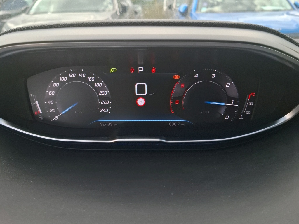 Peugeot 3008 BlueHDi 130ch S&S EAT8 Active Pack 2022