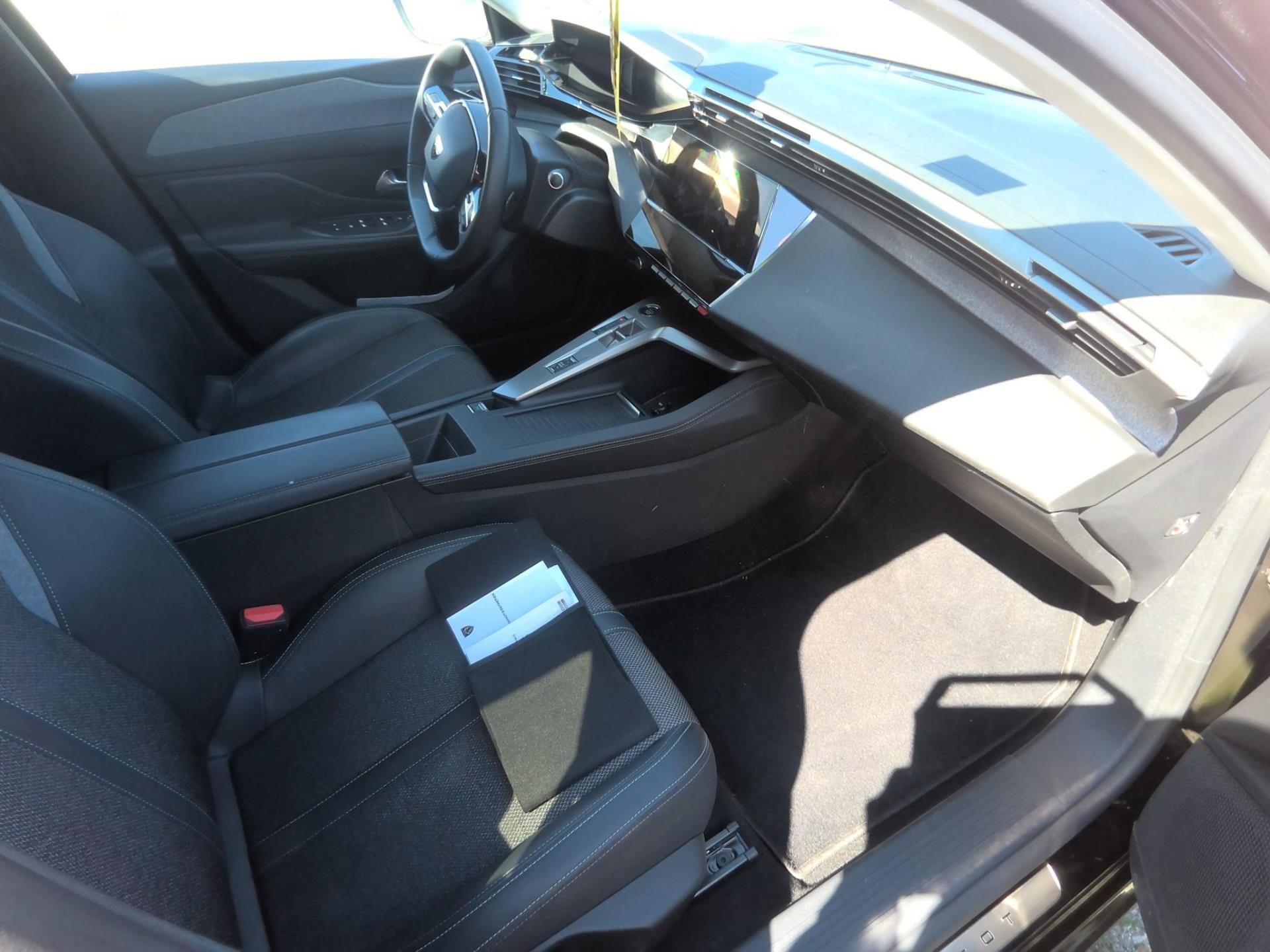 Peugeot 308 PHEV 180 e-EAT8 Allure 2023