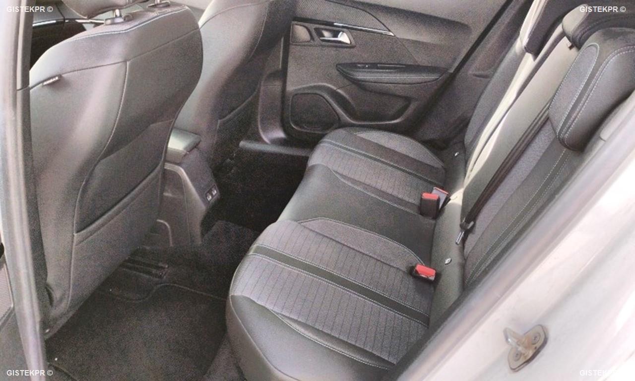 Foto Peugeot 2008 10