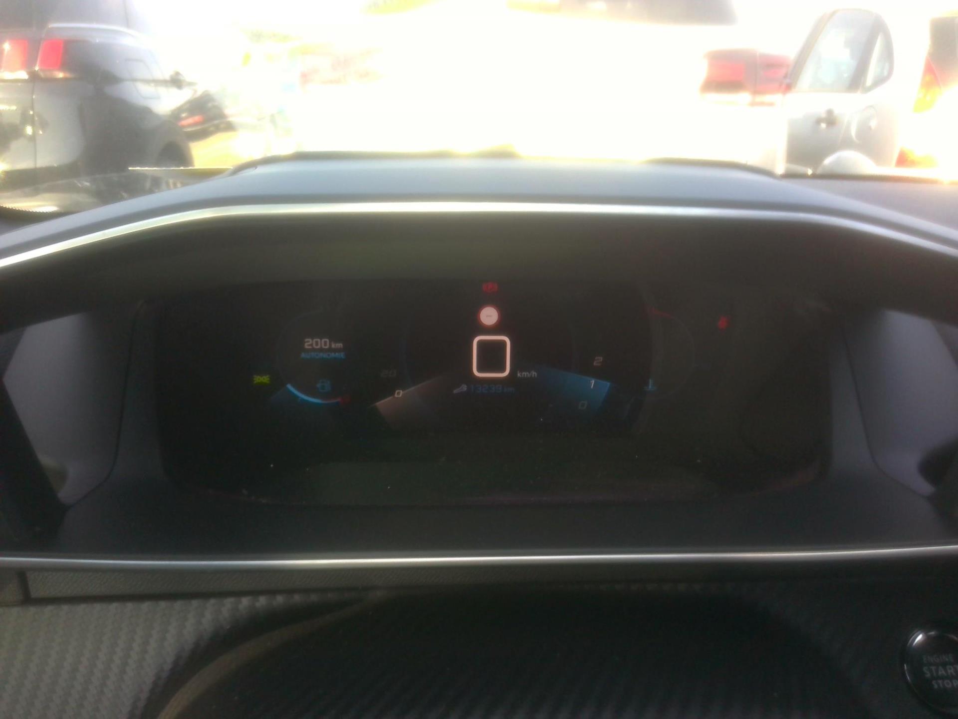 Peugeot 208 PureTech 100 S&S BVM6 GT 2023