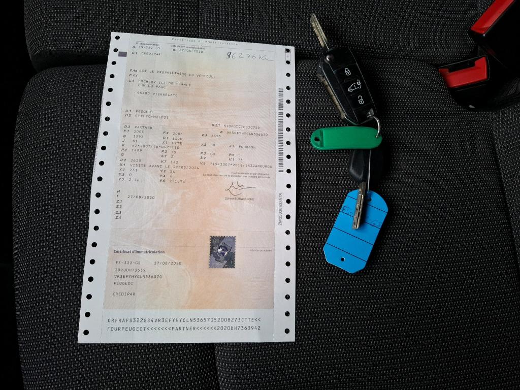 Peugeot PARTNER FOURGON STANDARD 650 KG BLUEHDI 100 S&S BVM5 PREMIUM 2020