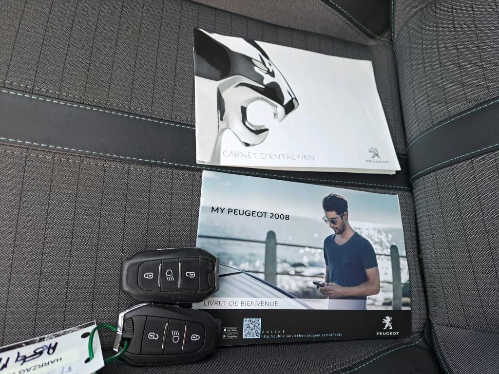 Peugeot 2008 PureTech 130 S&S EAT8 Allure Business 2021