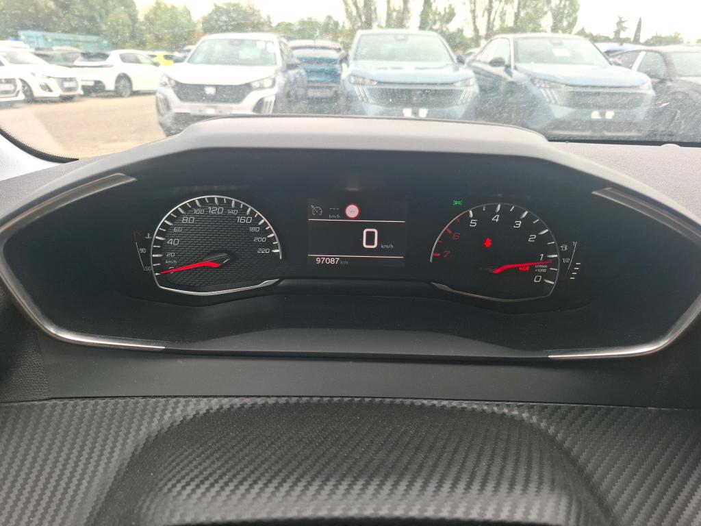 Peugeot 208 BlueHDi 100 S&S BVM6 Style 2022