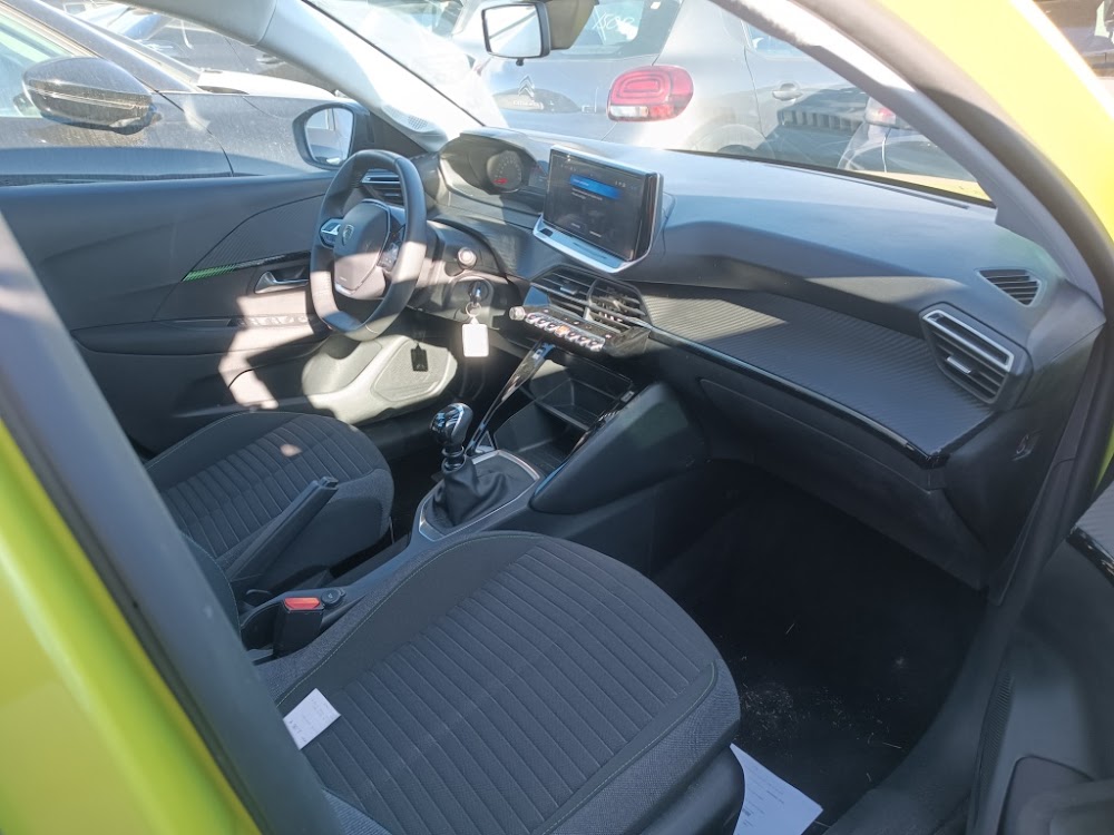Foto Peugeot 208 11