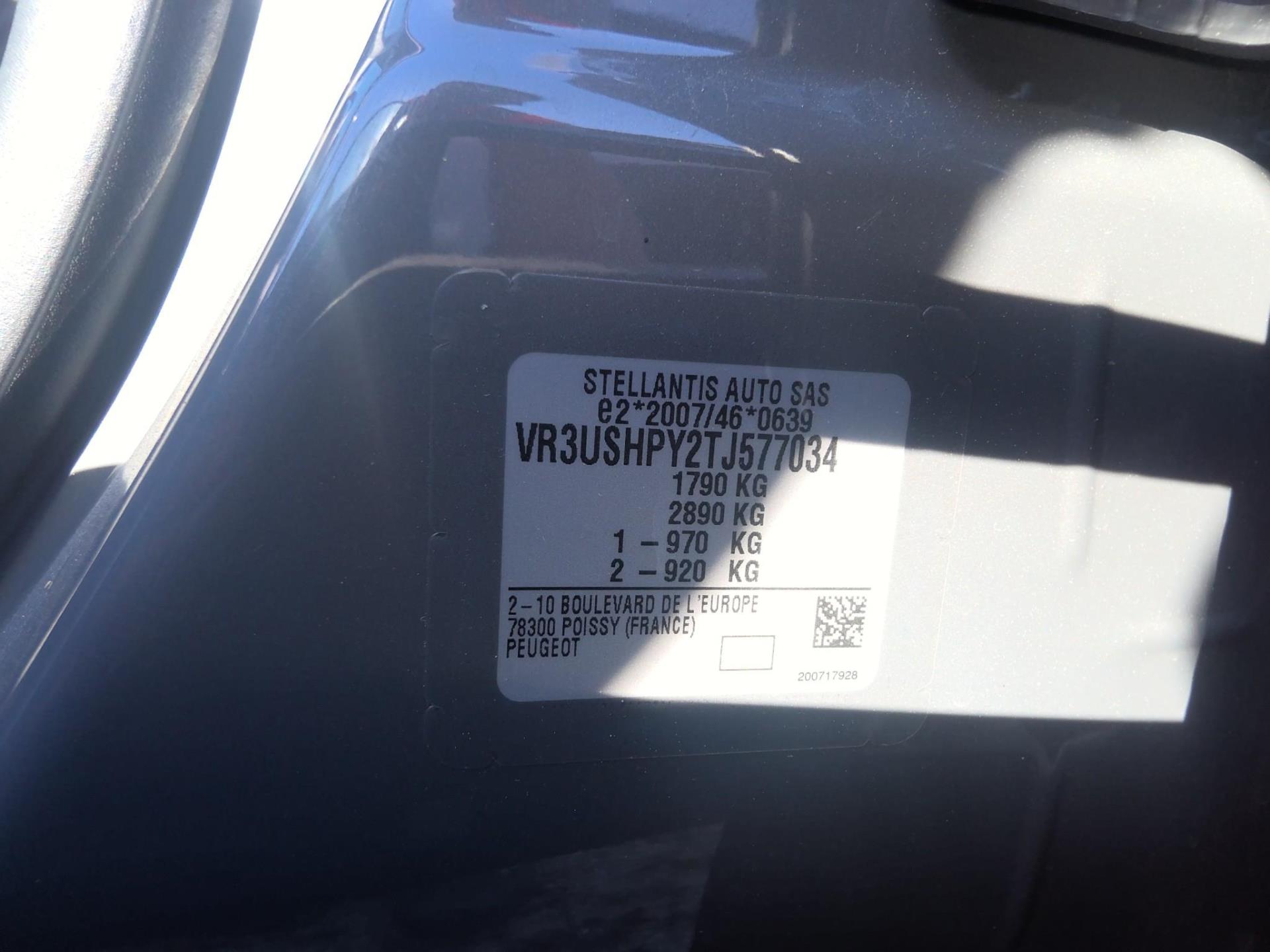 Peugeot 2008 Hybrid 145 ch e-DCS6 GT 2026