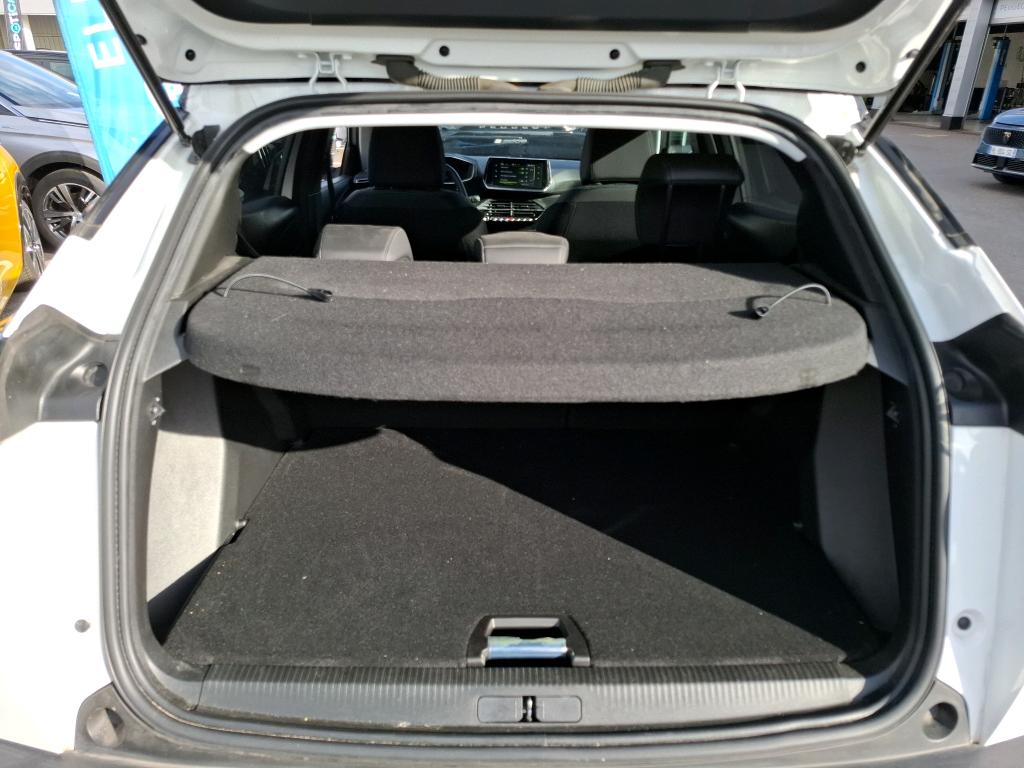 Peugeot 2008 BlueHDi 130 S&S EAT8 Allure Pack 2022
