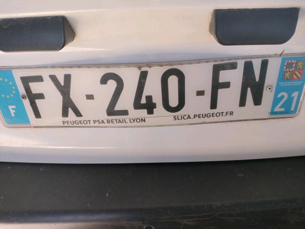 Peugeot PARTNER FOURGON STANDARD 650 KG BLUEHDI 100 S&S BVM5 ASPHALT 2021