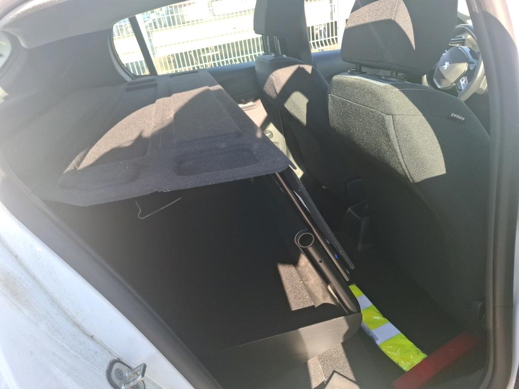 Peugeot 208 BLUEHDI 100 S&S BVM6 PREMIUM PACK 2021