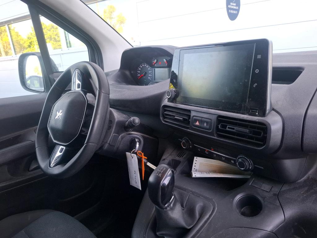 Peugeot PARTNER FOURGON STANDARD 650 KG BLUEHDI 100 S&S BVM5 ASPHALT 2021